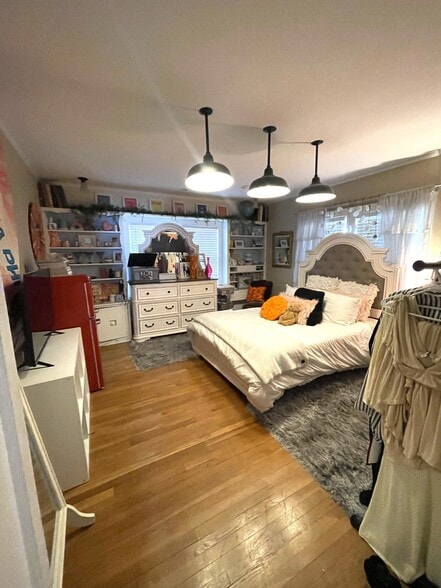 Building Photo - 2315 16th St