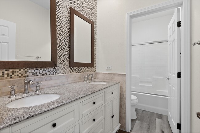 Building Photo - 1357 Sky Ridge Ct