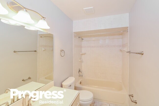 Building Photo - 8302 Tuckahoe Ct