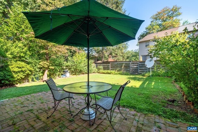 Building Photo - 114 Georgetown Green