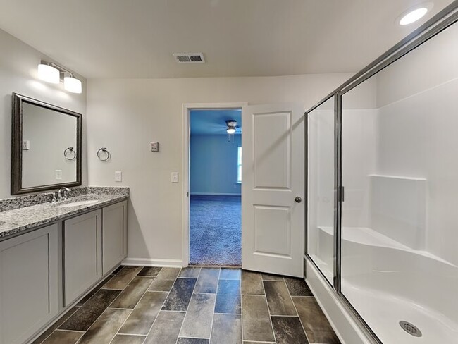 Building Photo - Apply today! Ashton Lakes