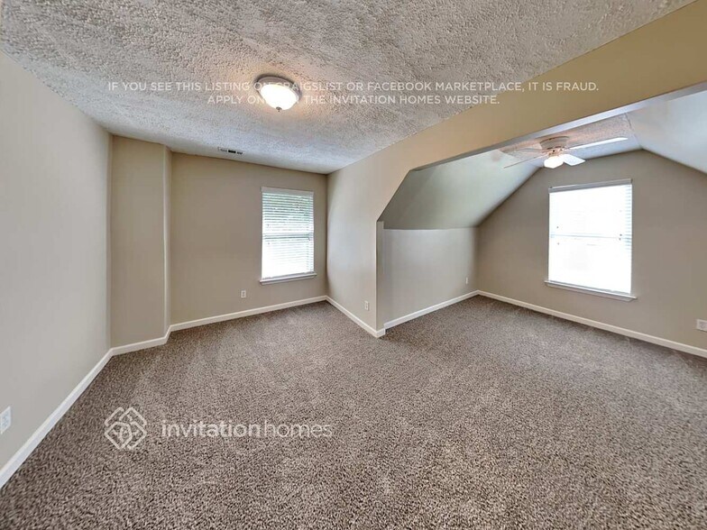 Building Photo - 118 Legend Creek Dr