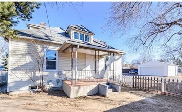 Building Photo - 1610 Billings St