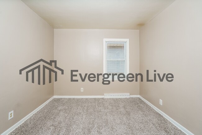 Building Photo - 4636 N 72nd St