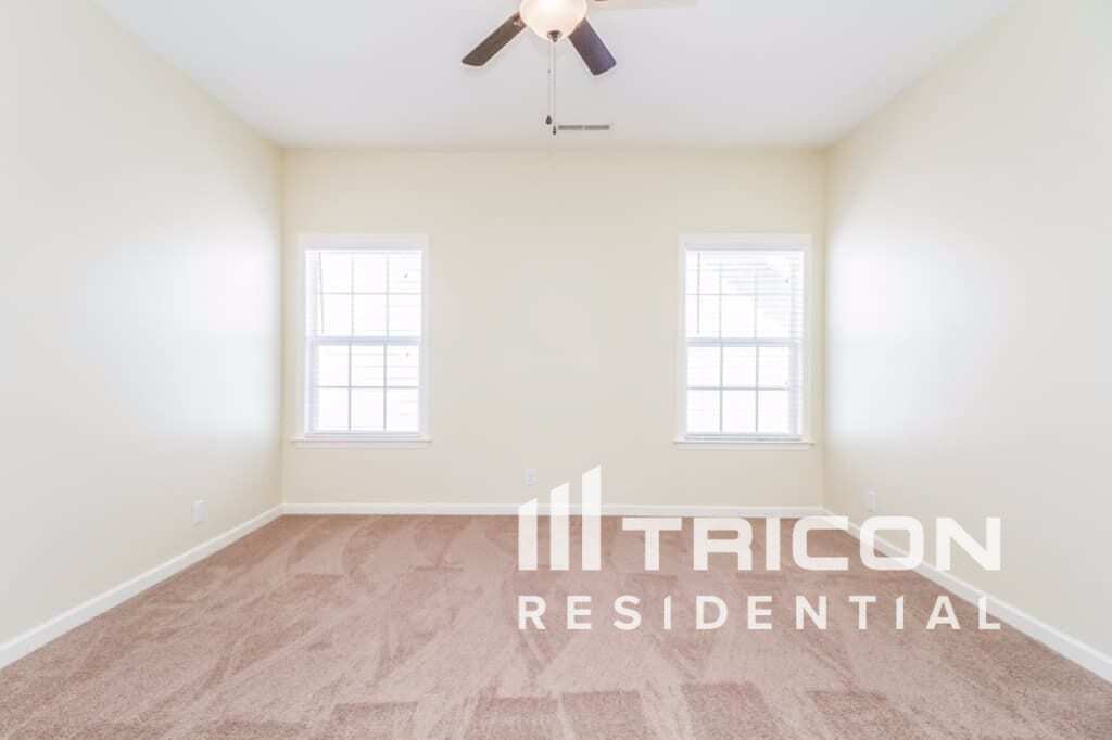 Building Photo - 1513 Barnsley Dr