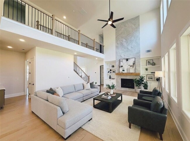 Building Photo - 2450 Colliers Ln