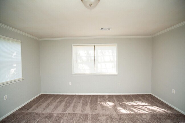 Building Photo - 1412 Peyton St