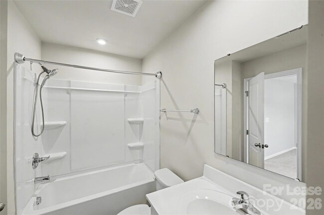 Building Photo - 6042 Cutwater Cir