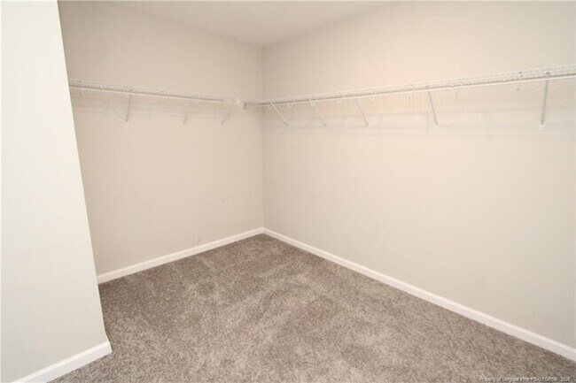Building Photo - 1043 Myers Point Dr