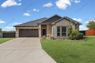 Building Photo - Magnificent home in Wyndham Hill Community! -Refrigerator, Washer/Dryer, and Lawn Care ALL INCLUDED