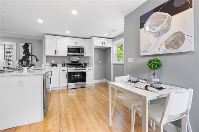 Building Photo - 12 Morrison St