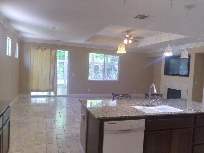 Building Photo - 3891 Danbury Way
