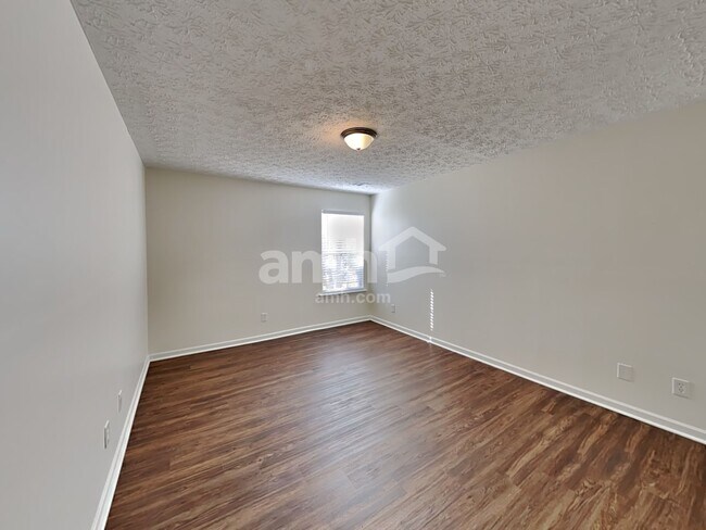 Building Photo - 114 Nacoochee Way