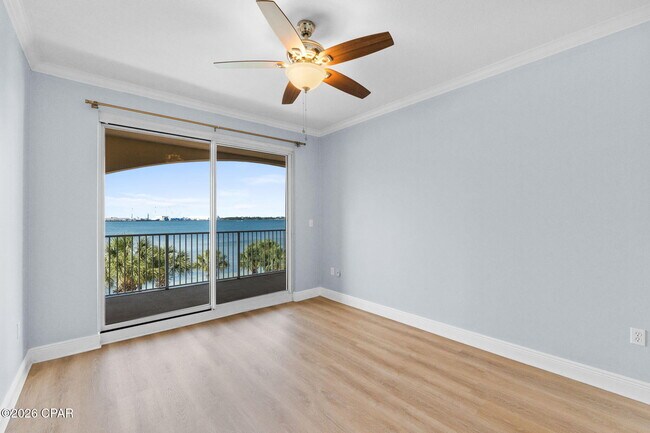Building Photo - 2400 Grandiflora Blvd