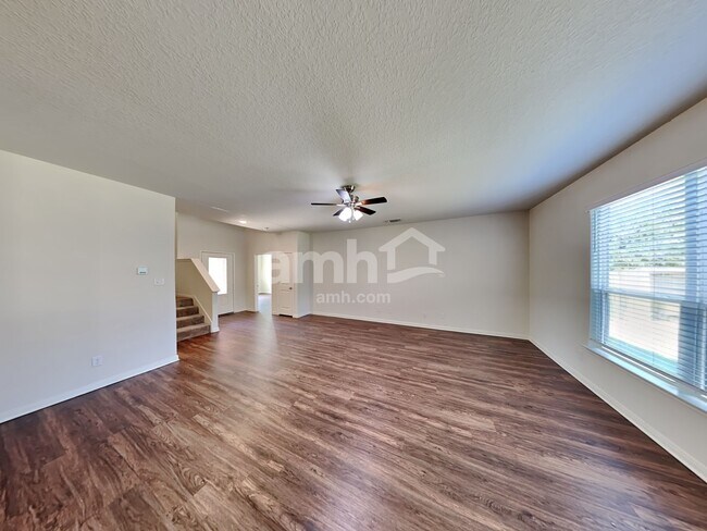 Building Photo - 7931 Bluewater Cove