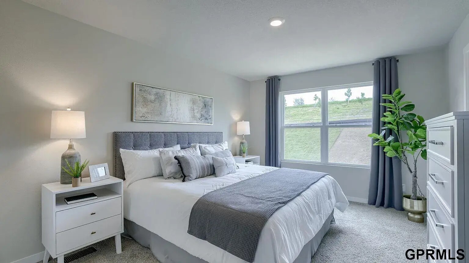 Building Photo - 8820 S 185th St