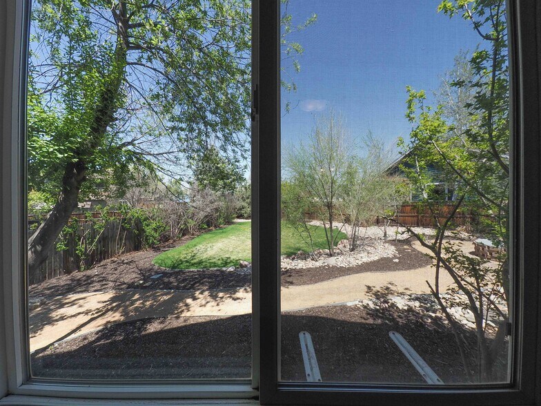 Building Photo - 1106 Timberline Ct