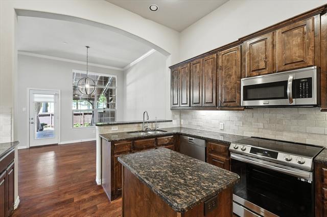 Building Photo - 1911 Osprey Ln