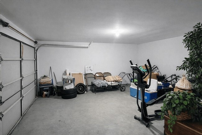 Building Photo - 8223 Swan Meadow Ln