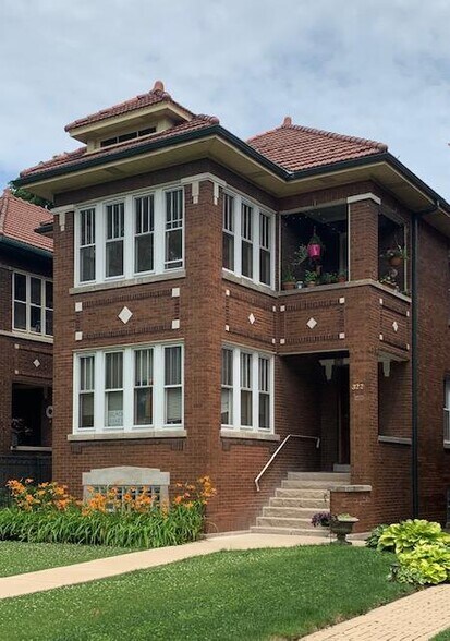 Building Photo - 322 S Oak Park Ave