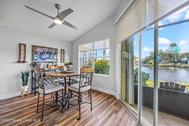 Building Photo - 1785 Ficus Point Dr