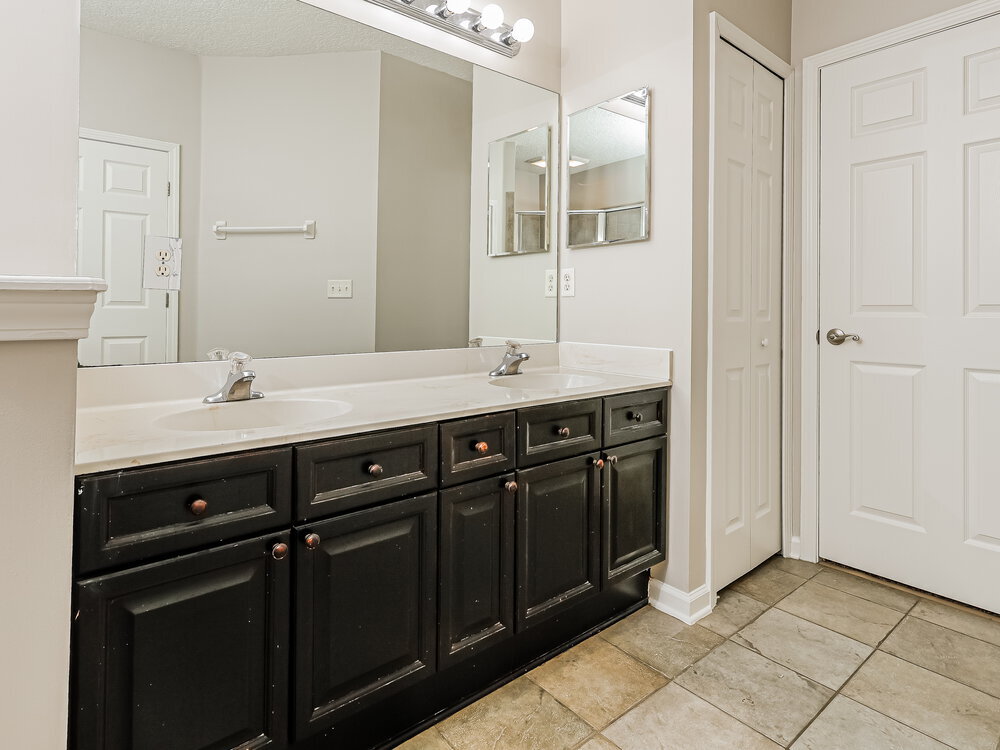 Building Photo - 6267 Pendragon Pl
