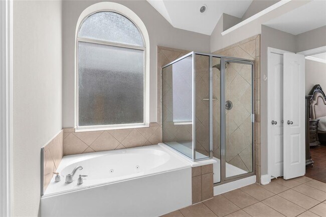 Building Photo - 20911 Lonely Star Ln