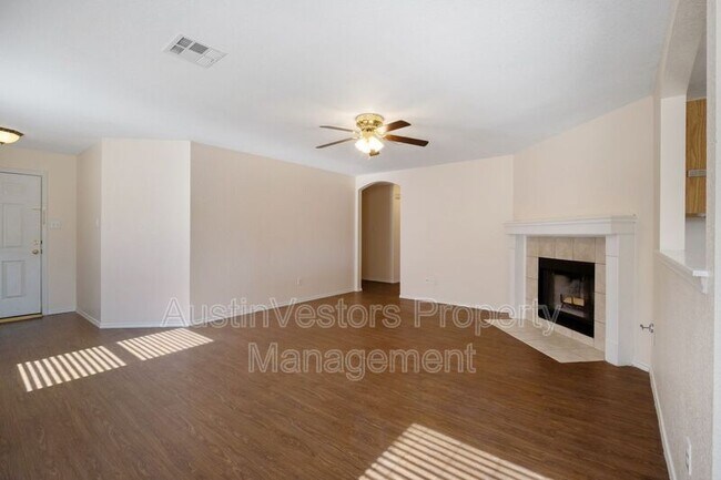 Building Photo - 17131 Dashwood Creek Dr