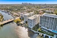 Building Photo - 1170 N Federal Hwy