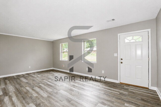 Building Photo - 6329 Wellington Dr
