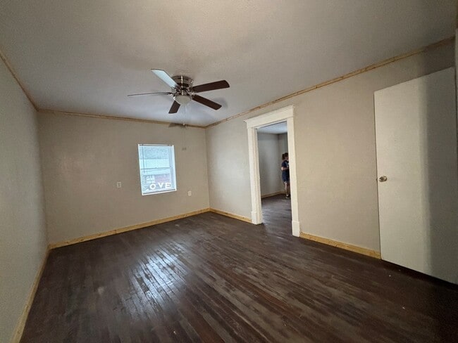 Building Photo - 106 High