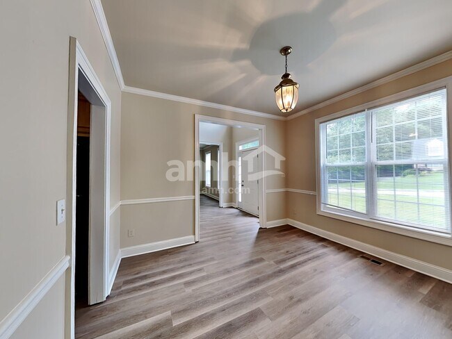 Building Photo - 2312 Herring Woods Trl