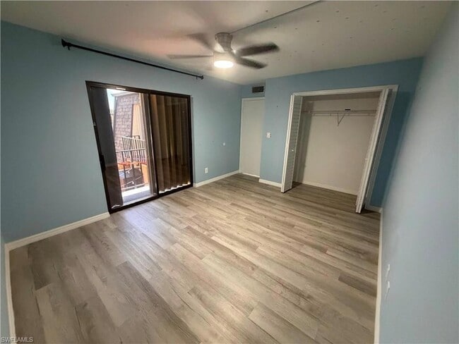 Building Photo - 5556 Malt Dr