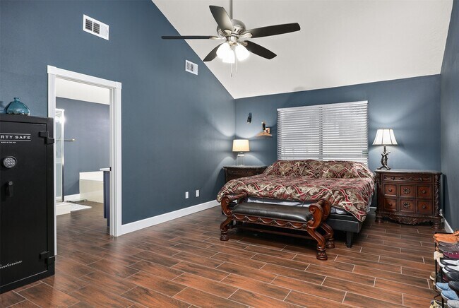 Building Photo - 1917 Endeavor Ct