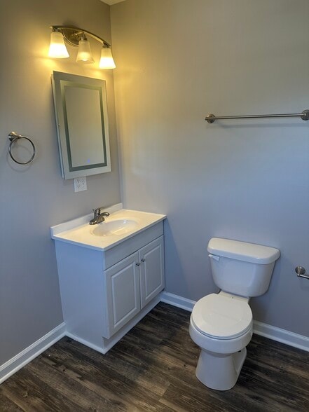 Building Photo - 109 Rystan Pl