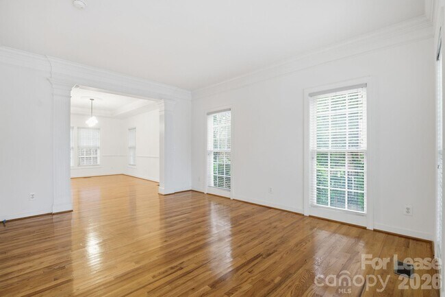 Building Photo - 1425 Bristol Pl Ct