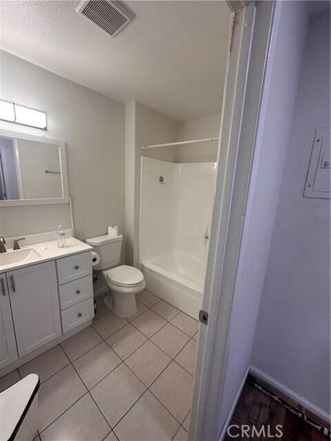 Building Photo - 1440 N Weeping Willow Ln