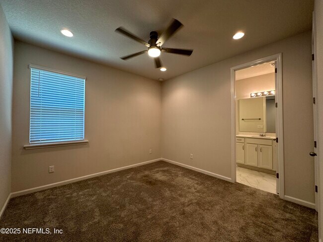 Building Photo - 282 Little Bear Run