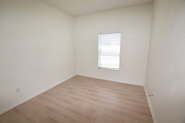 Building Photo - 14855 Hawksmoor Run Cir
