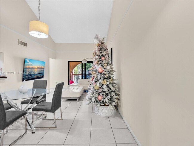 Building Photo - 10241 NW 9th St Cir