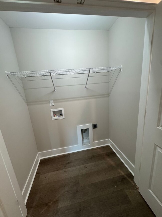 Building Photo - 133 Brawley Villas Pl