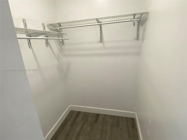 Building Photo - 9025 Harding Ave