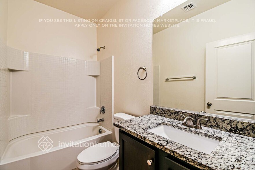 Building Photo - 30461 N Opal Dr