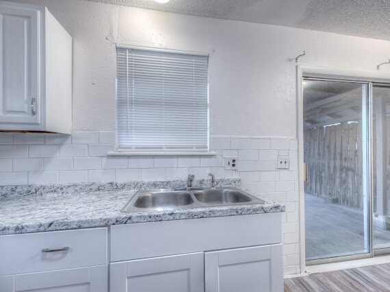 Building Photo - 1129 S 124th E Ave