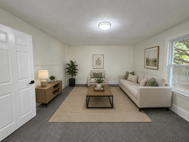 Building Photo - Move-In Ready 3-Bedroom Home with Large Yard and Great Everyday Features