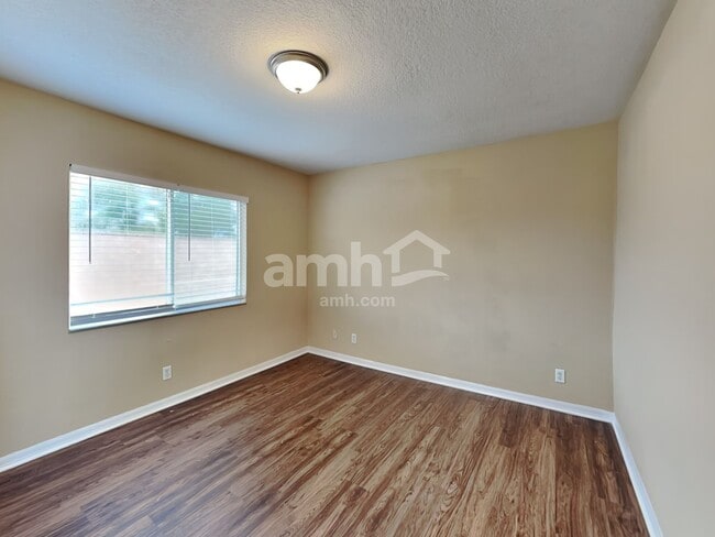 Building Photo - 4155 Day Bridge Pl