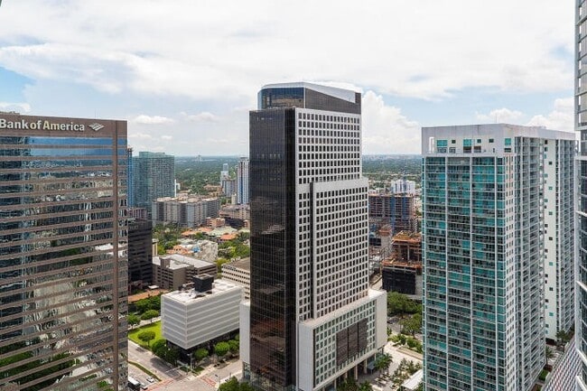 Building Photo - Icon Brickell Unit 4010