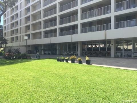 Building Photo - 114 N Kuakini St