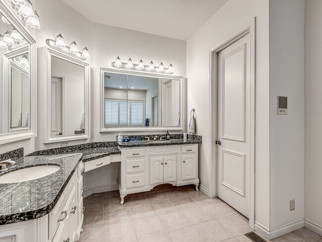 Building Photo - Stunning Luxury Home in East Edmond with a Pool/Jacuzzi + Woody Creek Addition + Theater Room+/5 ...