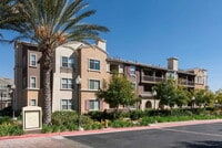 Building Photo - The Vistas of West Hills